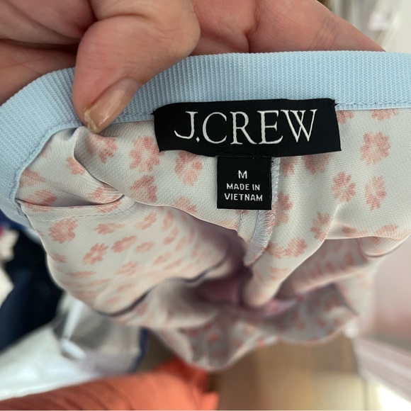 J. Crew Gwen knee-length slip skirt in blue and red summer fields print. 🌸 - Picture 7 of 8
